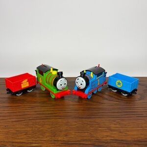 Thomas & Friends THOMAS PERCY Motorized Train Engines Battery Powered READ!!!